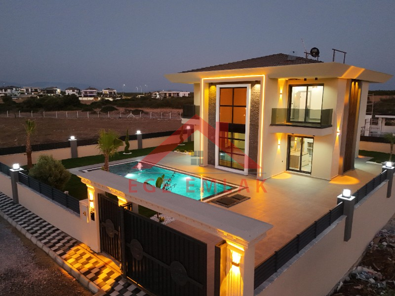 Didim'de Satılık 4+1 Tam Müstakil Villa