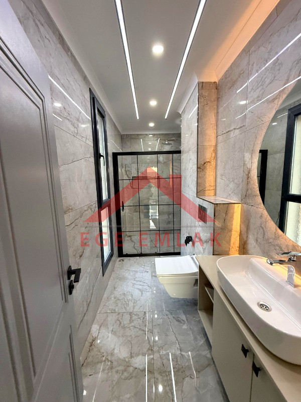 Didim'de Satılık 4+1 Tam Müstakil Villa