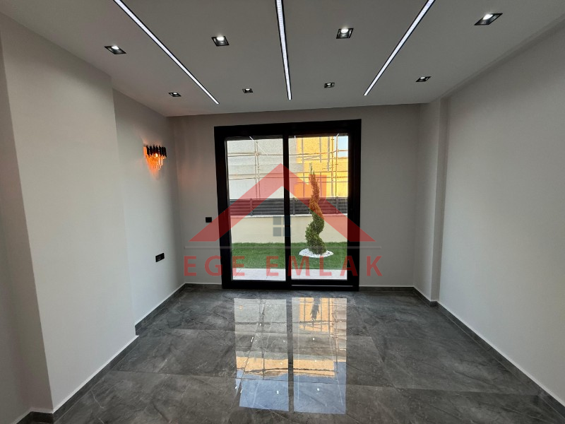 Didim'de Satılık 4+1 Tam Müstakil Villa