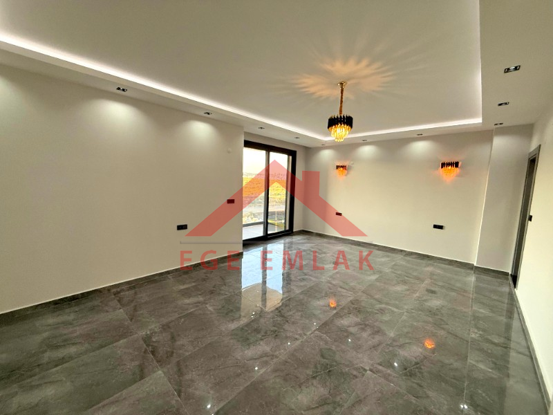 Didim'de Satılık 4+1 Tam Müstakil Villa