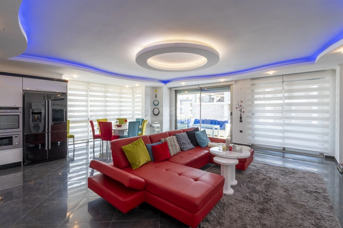 Oba Life Garden Luxury Penthouse