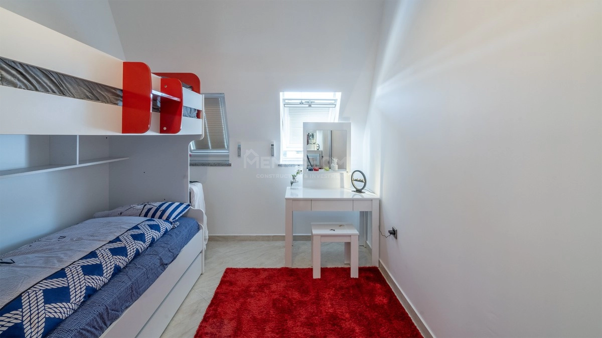 Oba Life Garden Luxury Penthouse