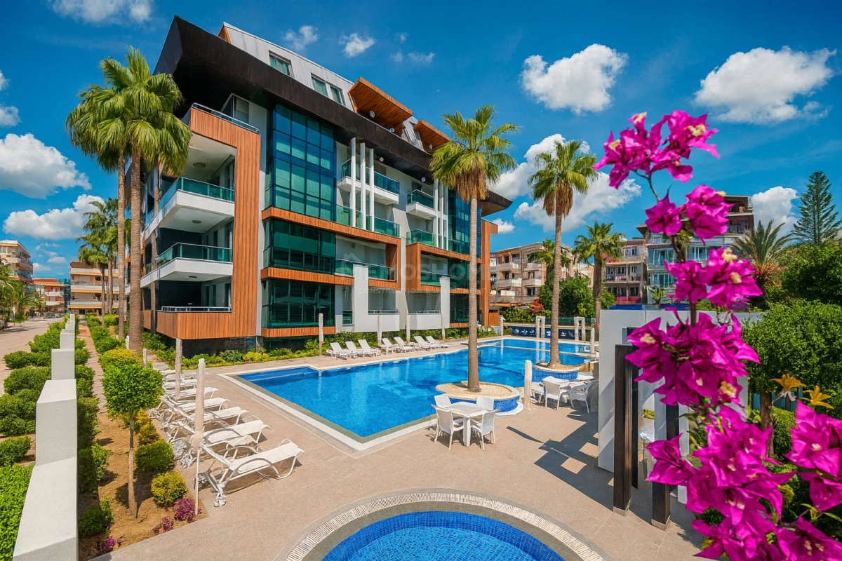 Luxury 3+1 Apartment in Renda Park