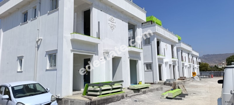 Lefkoşa Değirmenlik'de SATILIK 3+1 VİLLA