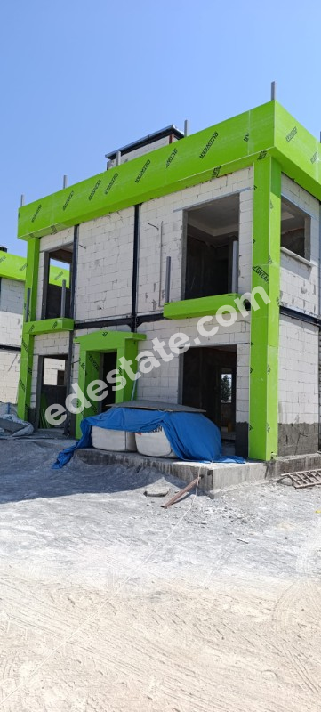 Lefkoşa Değirmenlik'de SATILIK 3+1 VİLLA