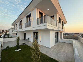 Didim'de Daire Parasına Satılık Villa