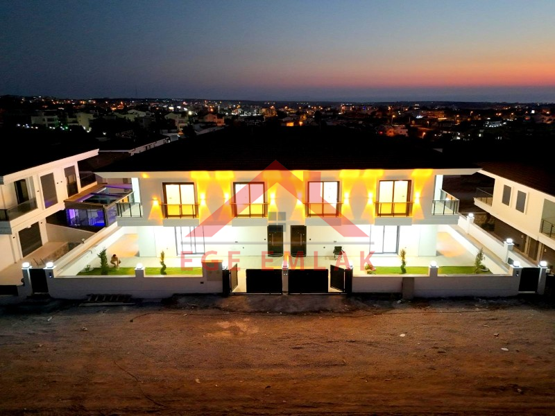 Didim'de Daire Parasına Satılık Villa