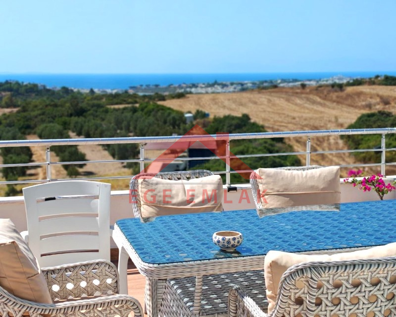Didim'de Site İçerisinde Satılık Deniz Manzaralı 3+1 Dubleks