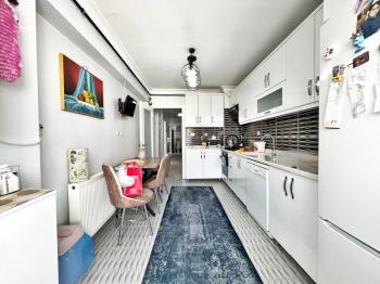 ALTIAĞAÇ MAH  SATILIK 3+1 DAİRE 1 KAT 110 M2 