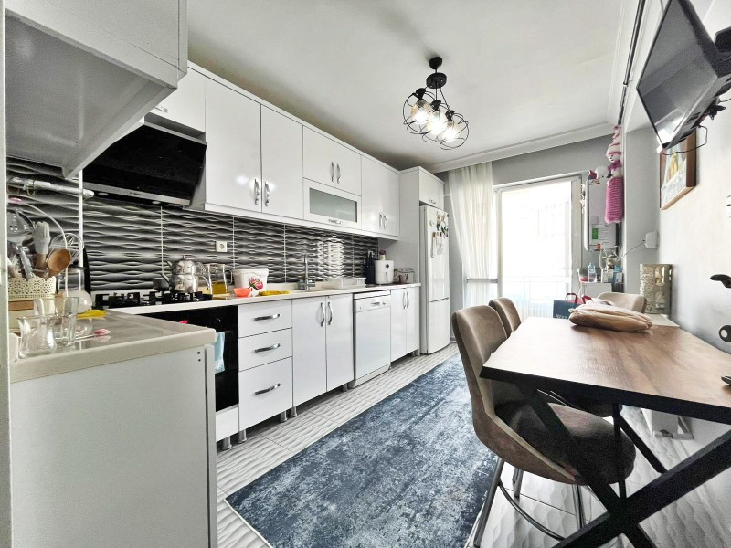 ALTIAĞAÇ MAH  SATILIK 3+1 DAİRE 1 KAT 110 M2 