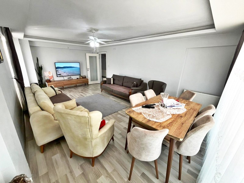 ALTIAĞAÇ MAH  SATILIK 3+1 DAİRE 1 KAT 110 M2 