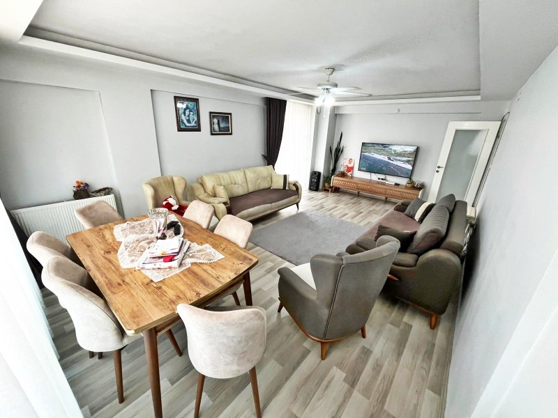 ALTIAĞAÇ MAH  SATILIK 3+1 DAİRE 1 KAT 110 M2 