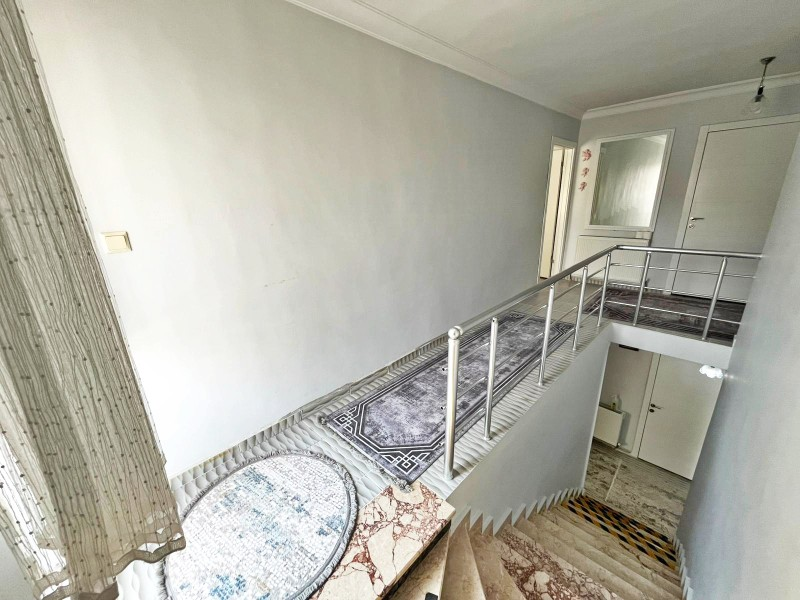 ALTIAĞAÇ MAH  SATILIK 3+1 DAİRE 1 KAT 110 M2 