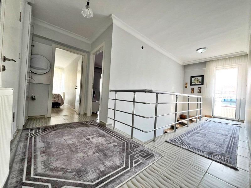 ALTIAĞAÇ MAH  SATILIK 3+1 DAİRE 1 KAT 110 M2 