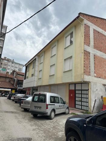 Güvenay - Çorum Azap Camii Yanında 1200 M² Kiralık Komple İş Yeri