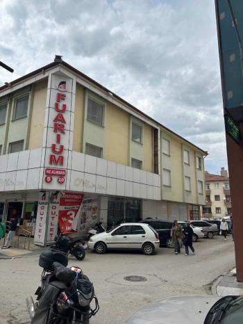 Güvenay - Çorum Azap Camii Yanında 1200 M² Kiralık Komple İş Yeri