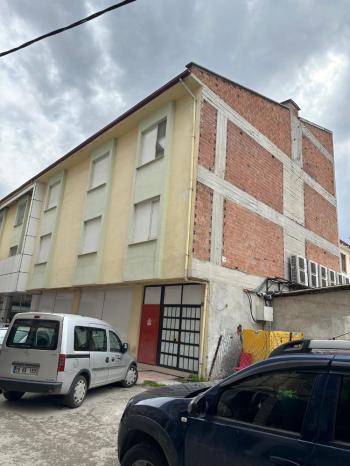 Güvenay - Çorum Azap Camii Yanında 1200 M² Kiralık Komple İş Yeri