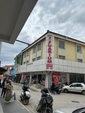 Güvenay - Çorum Azap Camii Yanında 1200 M² Kiralık Komple İş Yeri