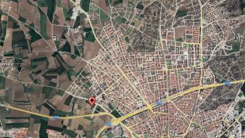 GÜVENAY - ÇORUM YENİ İSKİLİP YOLU ALTINDA SATILIK 711 M² KONUT ARSASI 