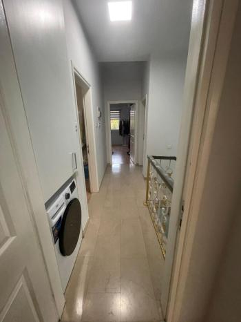 Lefkoşa Hamitköy'de Türk Koçanlı Bahçeli 5+1 SATILIK MÜSTAKİL VİLLA 