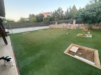 Lefkoşa Hamitköy'de Türk Koçanlı Bahçeli 5+1 SATILIK MÜSTAKİL VİLLA 