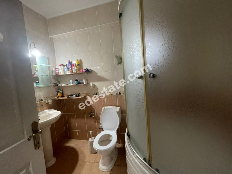 Lefkoşa Hamitköy'de Türk Koçanlı Bahçeli 5+1 SATILIK MÜSTAKİL VİLLA 