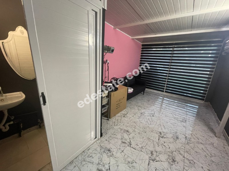 Lefkoşa Hamitköy'de Türk Koçanlı Bahçeli 5+1 SATILIK MÜSTAKİL VİLLA 