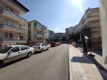 GÜVENAY - ÇORUM ÖZDOĞANLAR ARKASI 246 M2 SATILIK DÜKKAN