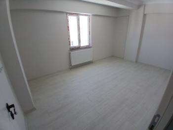 GÜVENAY - ÇORUM LOZAN EVLER ARKASI BEST BENZİNLİK KARŞISI SATILIK 3+1 DAİRE