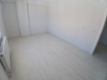 GÜVENAY - ÇORUM LOZAN EVLER ARKASI BEST BENZİNLİK KARŞISI SATILIK 3+1 DAİRE