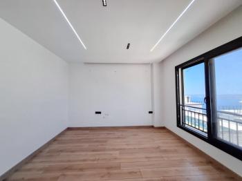 DİDİM AKBÜK MAHALLESİNDE FULL DENİZ MANZARALI,MÜSTAKİL HAVUZLU VE OTOPARKLI 4+1 SATILIK VİLLA