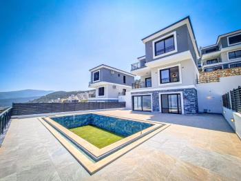 DİDİM AKBÜK MAHALLESİNDE FULL DENİZ MANZARALI,MÜSTAKİL HAVUZLU VE OTOPARKLI 4+1 SATILIK VİLLA