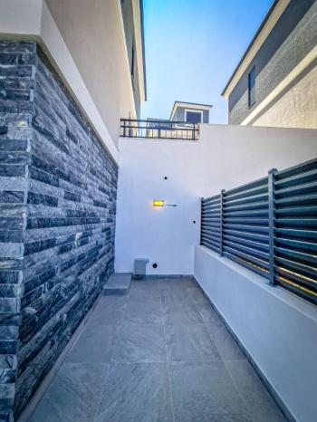 DİDİM AKBÜK MAHALLESİNDE FULL DENİZ MANZARALI,MÜSTAKİL HAVUZLU VE OTOPARKLI 4+1 SATILIK VİLLA