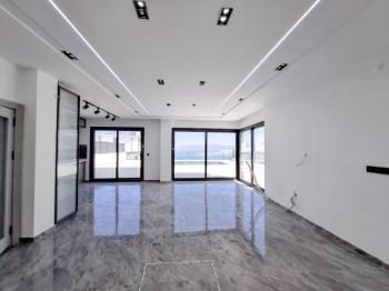 DİDİM AKBÜK MAHALLESİNDE FULL DENİZ MANZARALI,MÜSTAKİL HAVUZLU VE OTOPARKLI 4+1 SATILIK VİLLA