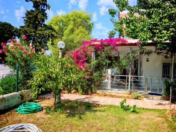 Didim'de Satılık Yazlık - Denize 500 Metre Mesafede, Sağtur'da Tripleks Villa