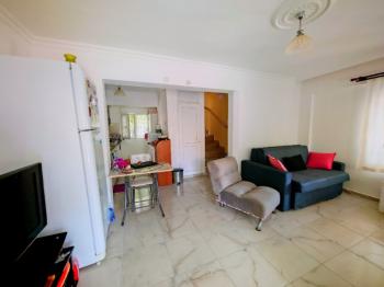 Didim'de Satılık Yazlık - Denize 500 Metre Mesafede, Sağtur'da Tripleks Villa