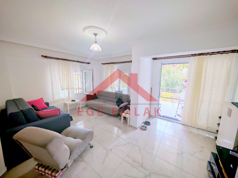 Didim'de Satılık Yazlık - Denize 500 Metre Mesafede, Sağtur'da Tripleks Villa