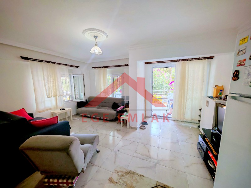 Didim'de Satılık Yazlık - Denize 500 Metre Mesafede, Sağtur'da Tripleks Villa