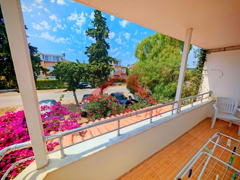 Didim'de Satılık Yazlık - Denize 500 Metre Mesafede, Sağtur'da Tripleks Villa