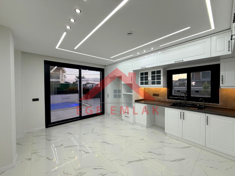 Didim'de Satılık Tam Müstakil Villa