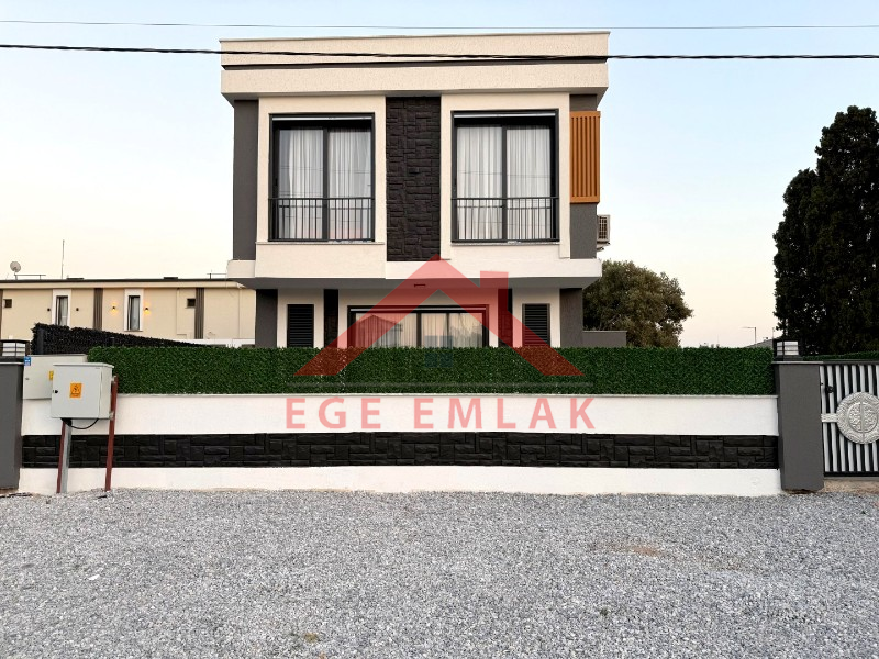Didim Hisar Mahallesinde Ful Eşyalı 3+1 Villa