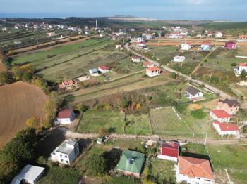 Kandıra Çamkonak'ta Denize Yakın Tarla