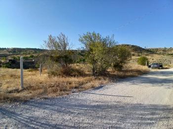 GÜVENAY - ÇORUM ÇOMAR BARAJI YUKARISI SATILIK 3835 M2 BAĞ