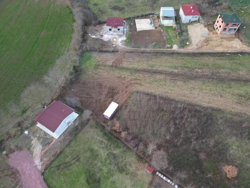 Kandıra Çamkonak'ta Denize Yakın Tarla