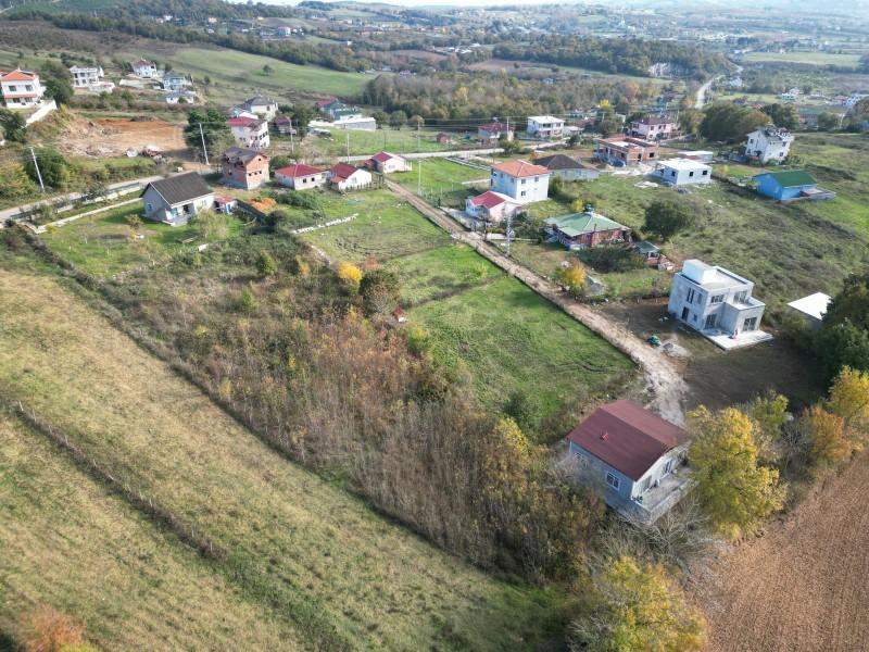 Kandıra Çamkonak'ta Denize Yakın Tarla