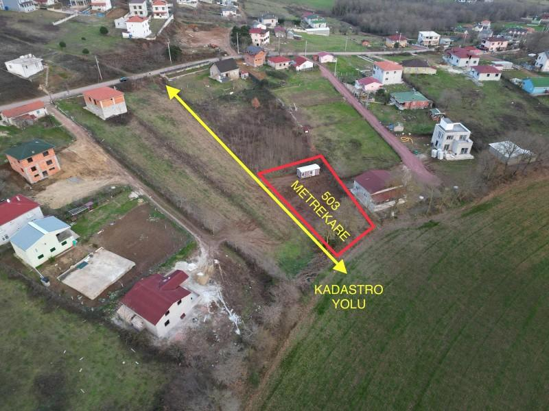 Kandıra Çamkonak'ta Denize Yakın Tarla