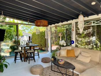 Tek Yetkili KKTC Girne Yeşiltepe nin Bitiminde Özel Dekorasyonlu 4+1 Satılık Villa