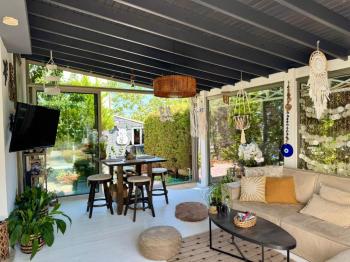 Tek Yetkili KKTC Girne Yeşiltepe nin Bitiminde Özel Dekorasyonlu 4+1 Satılık Villa