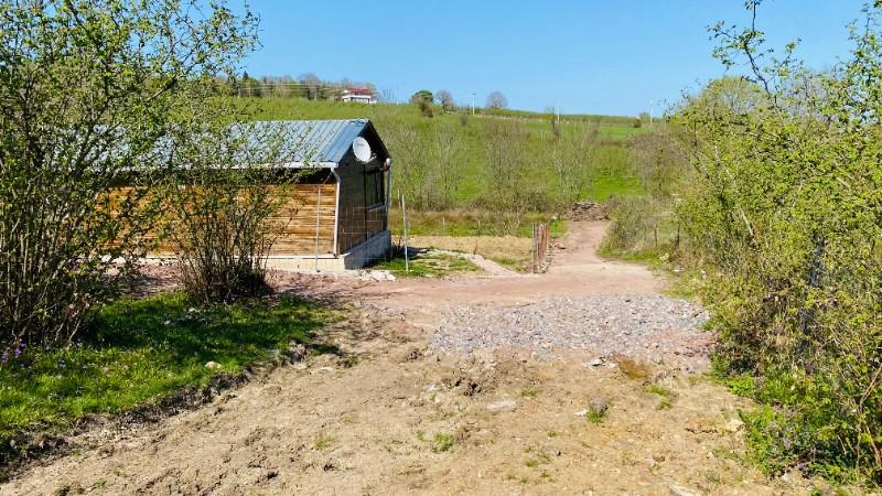 Kocaeli Kandıra Çamkonak Köyünde  Satılık ev ve arsası