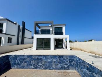 KKTC Girne Alsancak ta Satılık Özel Havuzlu 3+1 Villa